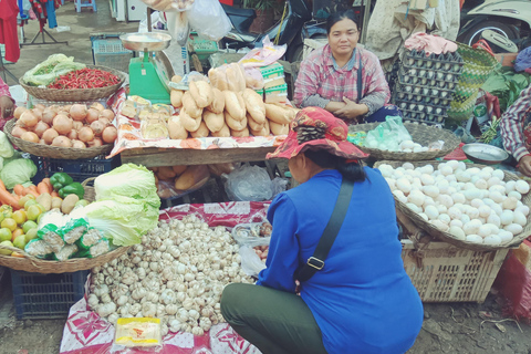 Siem Reap: Tonle Sap Lake & Floating Village Tour Tour in a Tuk Tuk