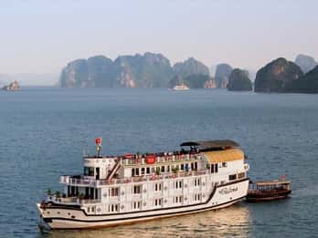 4-star Halong Paloma Cruise 2D1N Trip