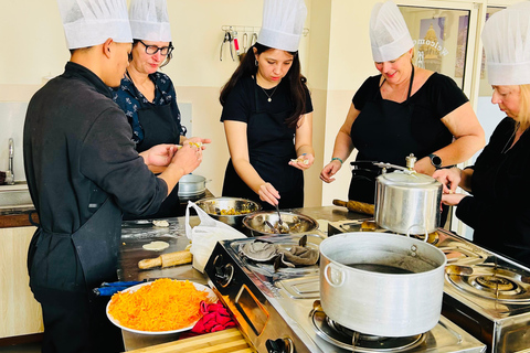 Momo maken en kookles in Kathmandu