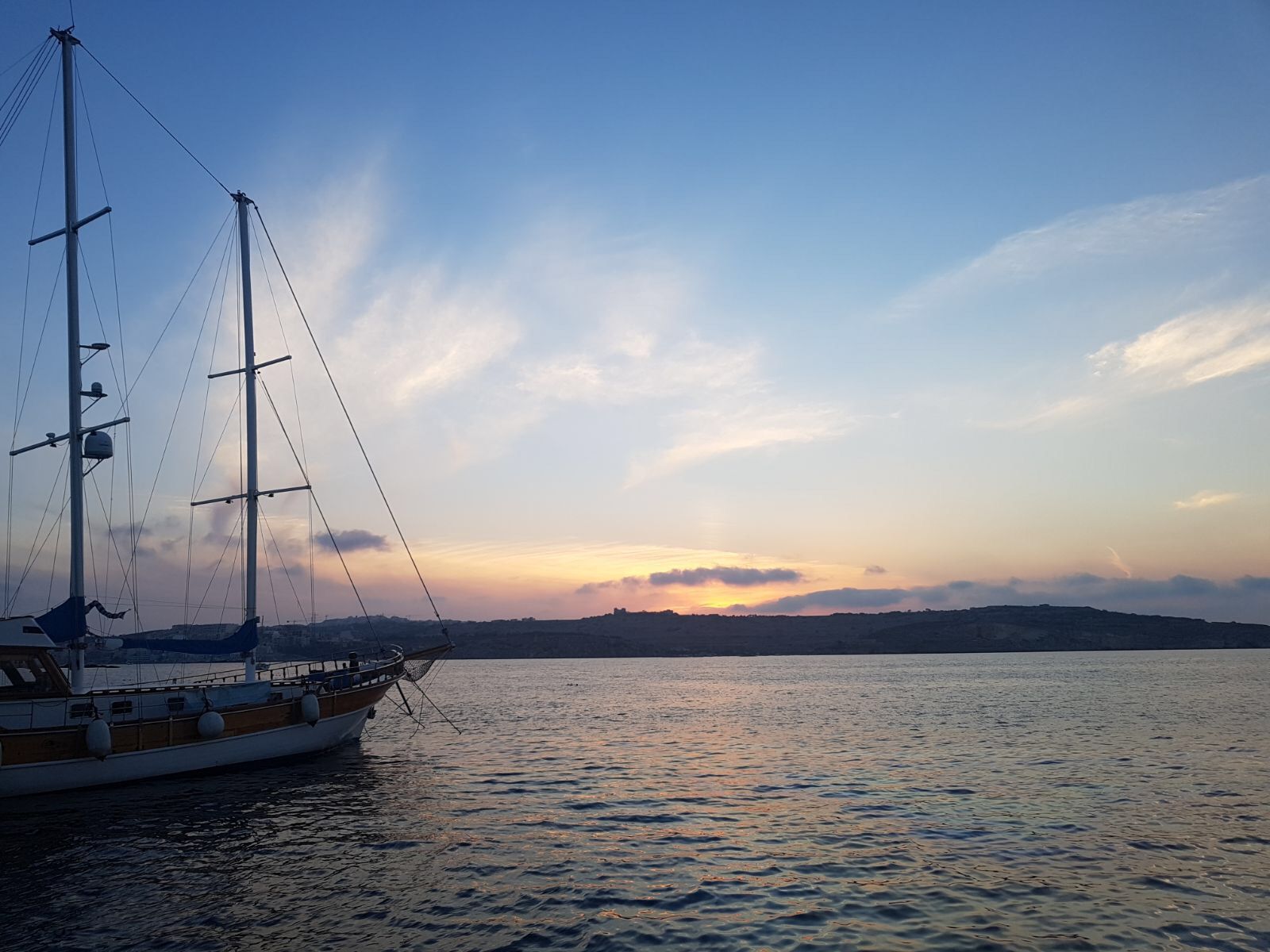 Bugibba: Blaue Lagune – Abendliches Schwimmen & Schnorcheln mit Bootsfahrt