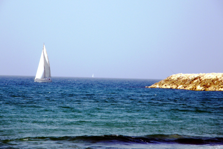 Tel Aviv: Private Yacht Tour with Wine and Guide