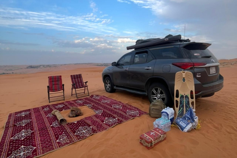 Riyadh: Red Sands Dunes Tour with Camel Ride & Snacks