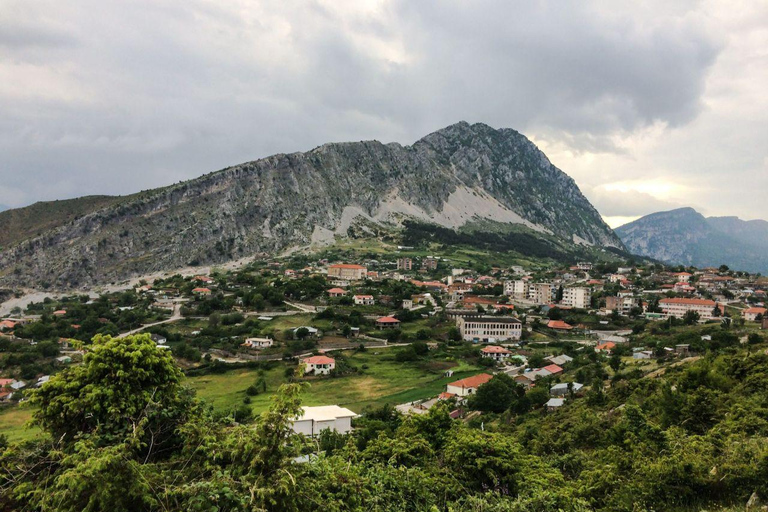 Excursão de um dia a Kolonja com pequeno-almoço e jantar