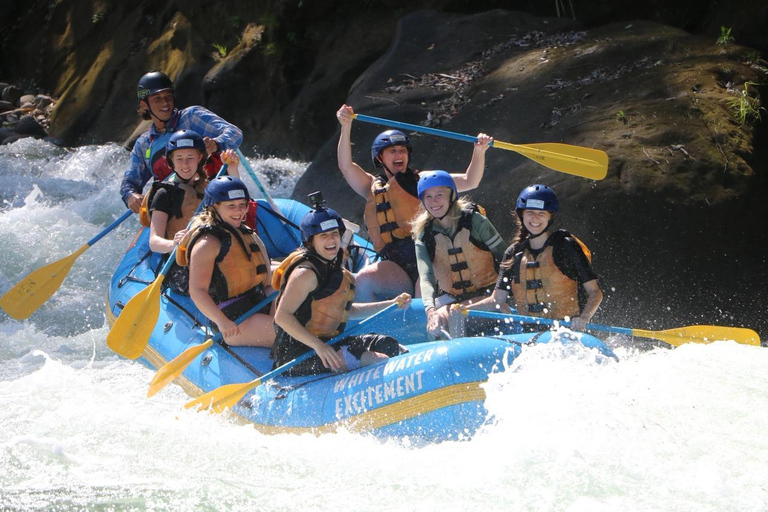 From San José: Pacuare River Rafting Day Trip with Lunch