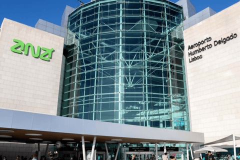 Lisbon Airport: Transfer to/from Lisbon Center Private Round-Trip Transfer between Lisbon and the Airport