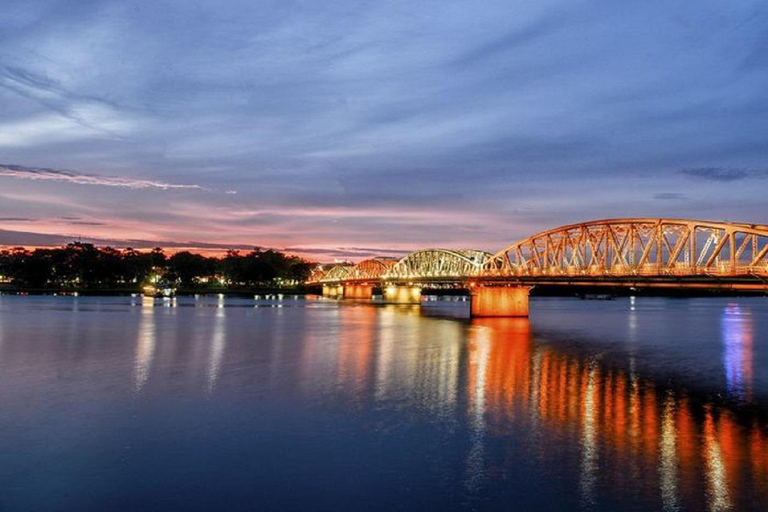 Hue Cuisine Trip On Huong River