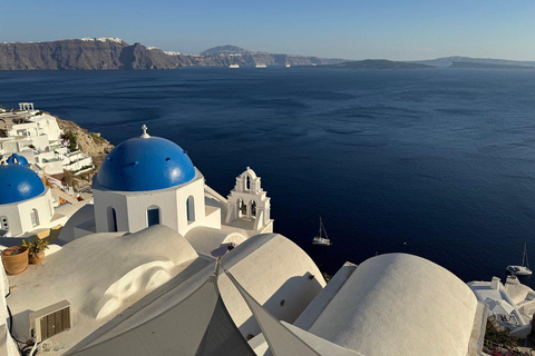 Santorini Private Customizable Land Tοur with Local Driver Santorini Private Land Tour With Local Driver
