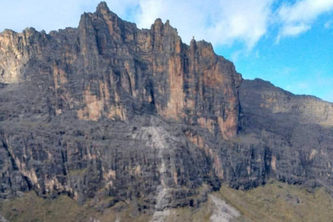 Nairobi: 4-Day Mount Kenya Trek with Accommodation