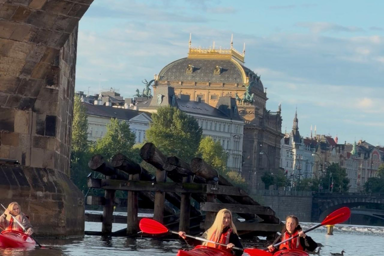 Prague: Charles Bridge & Hidden Canals Kayak Tour