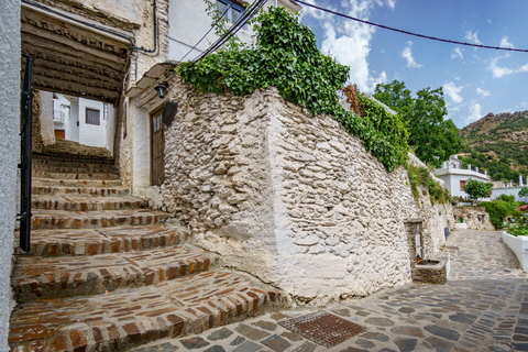 Visit the Alpujarra of Granada: Pampaneira, Bubión and Soportújar Shared from Almuñécar.