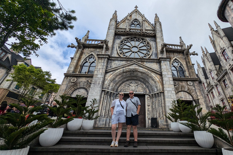 Ba Na Hills: Golden Hand Bridge Early Morning Tour- Private