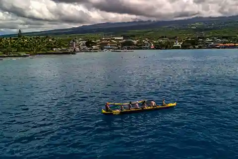 Baia di Kealakekua: Giro in canoa Outrigger con approfondimenti culturali