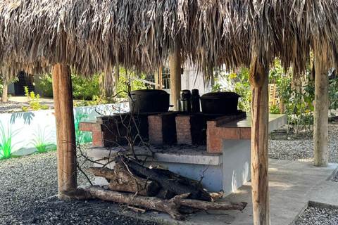 Puerto Plata: El Gallo Ecolodge Day Pass with Lunch