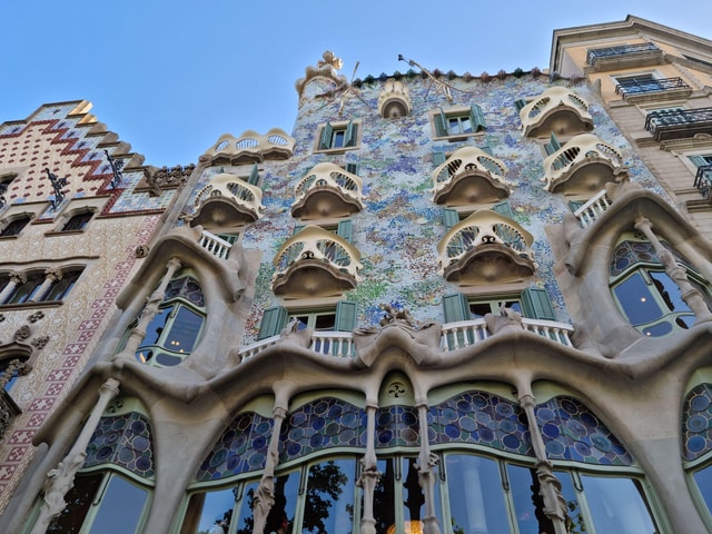 Barcelona: Flex Pass Top Attractions & Sagrada Option
