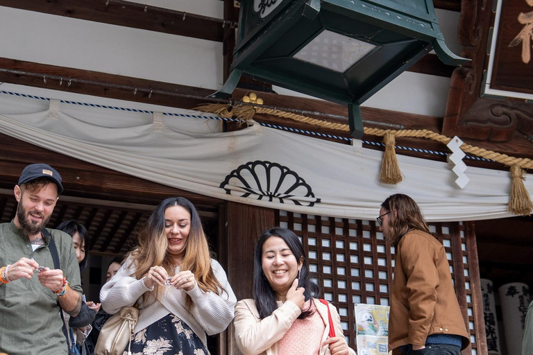 Kanazawa: Samurai and Geisha Culture Walking Tour with Lunch