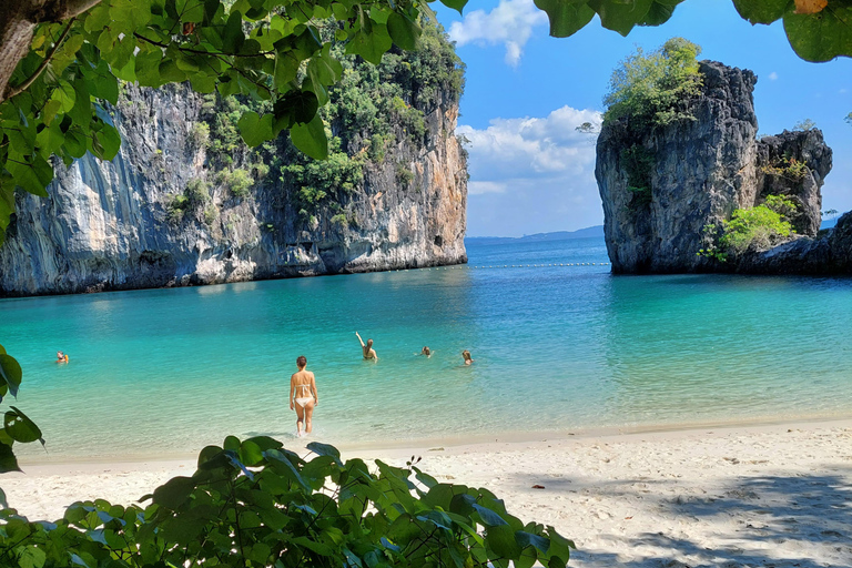 Khao Lak: Tradycyjna łódź do zatoki Phang Nga i na wyspę Hong