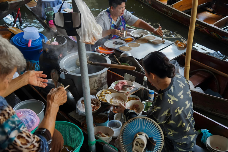 Bangkok:Damnoen Saduak & Maeklong Railway with Bus