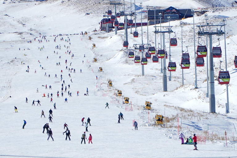 Cappadocia: Mount Erciyes Day Ski & Snowboard with Equipment Transfer Package