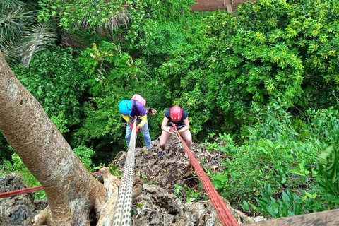 Krabi: Esperienza di zipline, ATV e arrampicata in cima alla cordaZipline di un giorno intero