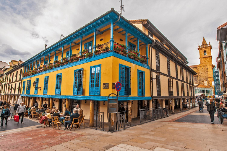 Tour of the historic center of Oviedo