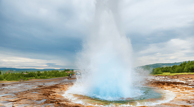 Private Golden Circle Tour from Skarfabakki cruise terminal