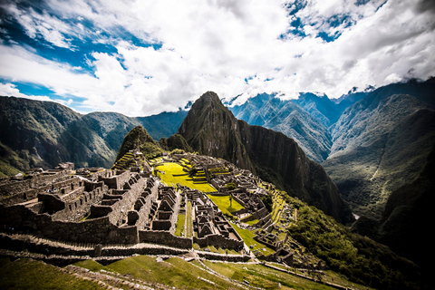 Peru Extraordinário de 6 dias: Lima, Cusco e Machu PicchuCategoria de hotel superior (quarto duplo ou triplo)