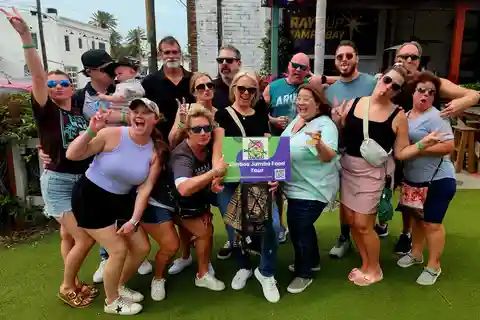 St. Pete: Jimbos Jumbo Walking Food Tour- Tasty Street Eats!