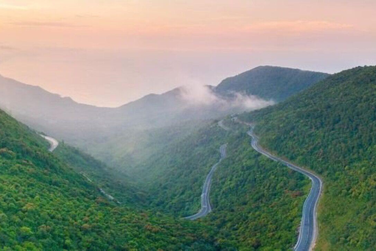 Hue stad - Hoi An/Da Nang via Marble Moutains met privé autoPrivé enkele reis van Hoi An / DaNang naar Hue