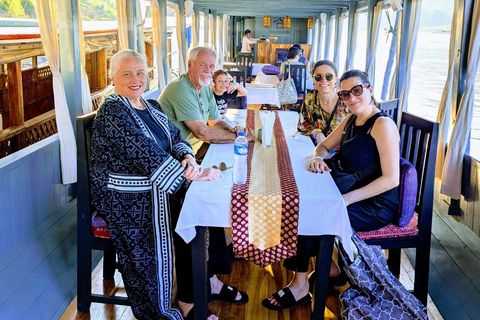 Luang Prabang: Heritage City Tour & Sunset Mekong Cruise