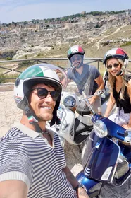 MATERA IN VESPA