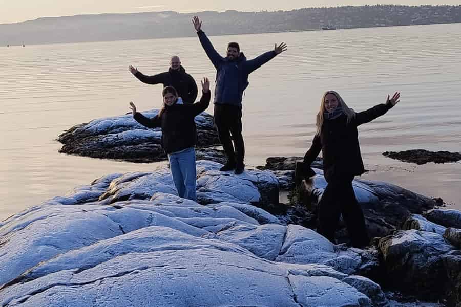 Oslo: Geführte Winter-Insel-Tour mit Fährfahrt & Heißgetränk. Foto: GetYourGuide