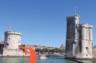 La Rochelle: Outdoor Escape Game The Pearl of La Rochelle