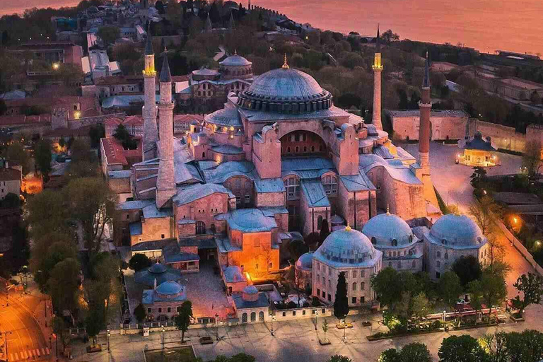 Istanbul: Old City Highlights Walking Tour with Local Guide Blue Mosque, Hagia Sophia and Hipodrom Tour with Pick Up