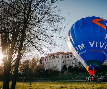 Da Praga: Giro in mongolfiera con champagne e snack