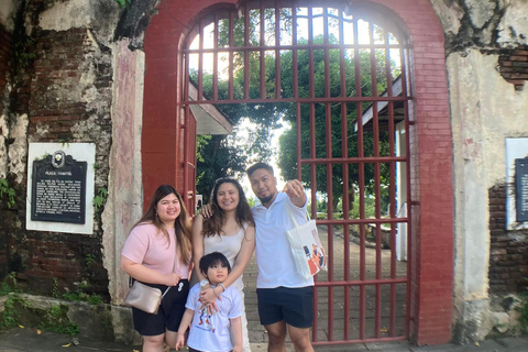 Puerto Princesa: Tour della Cattedrale e della Collina del Fornaio