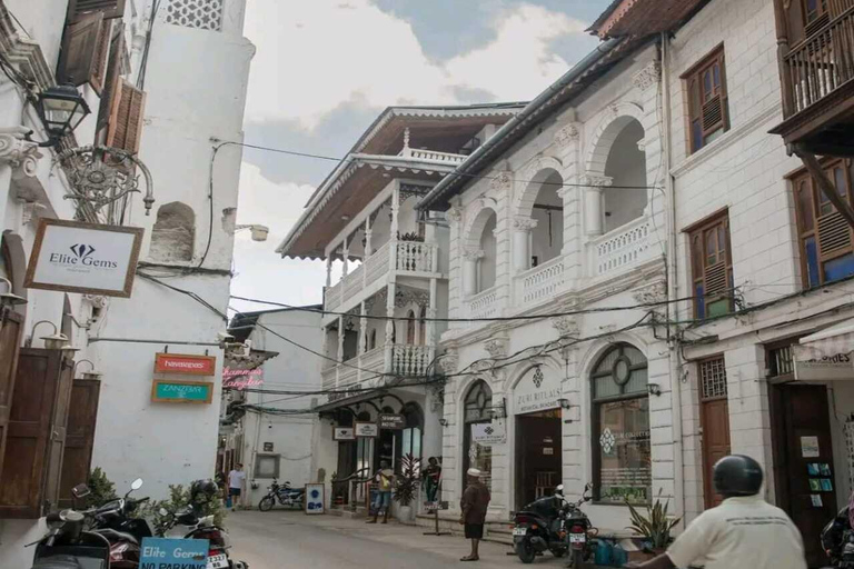 Zwiedzaj Stone Town z prywatnym przewodnikiem francuskojęzycznymZwiedzanie Stone Town z prywatnym przewodnikiem francuskojęzycznym