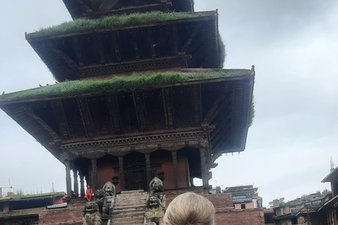 Katmandu: Nagarkot Sunrise &amp; Bhaktapur Durbar UNESCO Tour