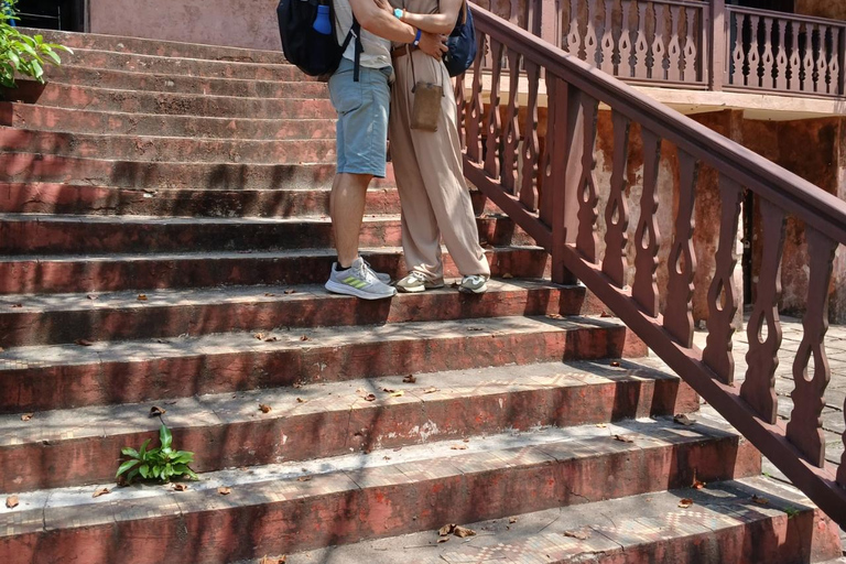 Sansibar: Gefängnisinsel, Salaam-Höhle &amp; The Rock RestaurantPRIVATE TOUR MIT TRANSFER