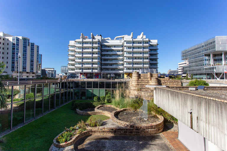 2h Walking tour of the "Ugly" Bordeaux