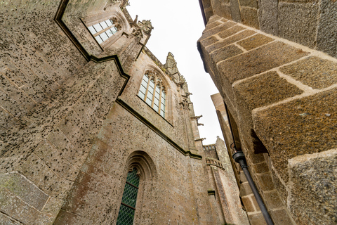 Depuis Paris : Excursion au Mont Saint Michel avec un guideDepuis Paris : Excursion d'une journée au Mont Saint Michel avec un guide