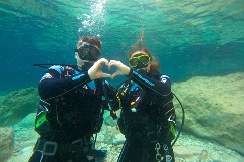 Zakynthos: Scuba Diving Experience with Underwater Photos Double dive discover scuba diving course