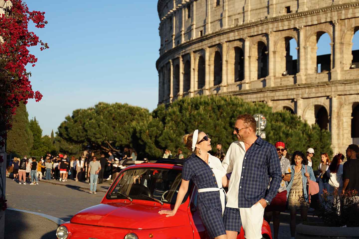 Vintage tour in Rome: Photoshoot and Special drink with view