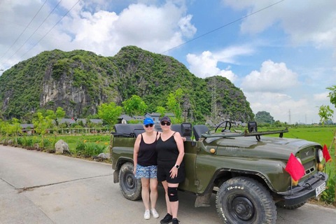 Hanoi: Ninh Binh Jeep Tour to Bich Dong, Trang An, Mua Cave