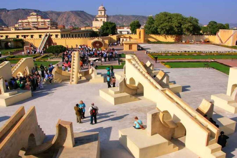 Walk Tour With Local Guide In Old Jaipur