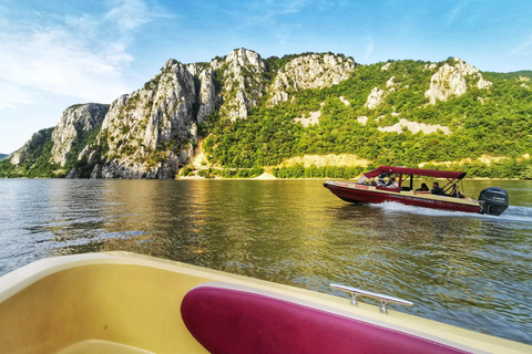 Eselnita: Boat Cruise on the Danube River