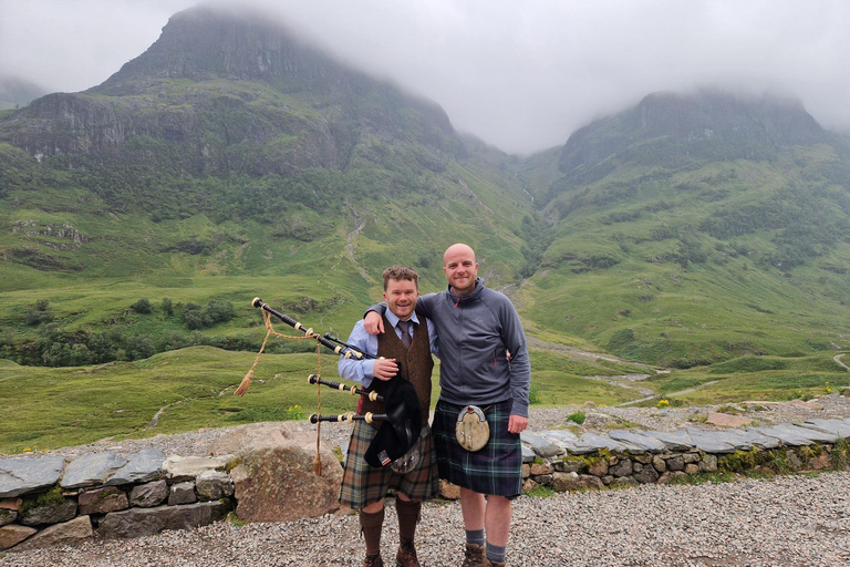 Greenock: Stirling Castle, Kelpies, & Luss Day Trip
