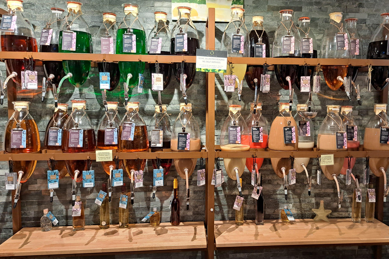 Cochem, Mosel: Schiff - Beilstein, Essen, Wein- und Likörprobe