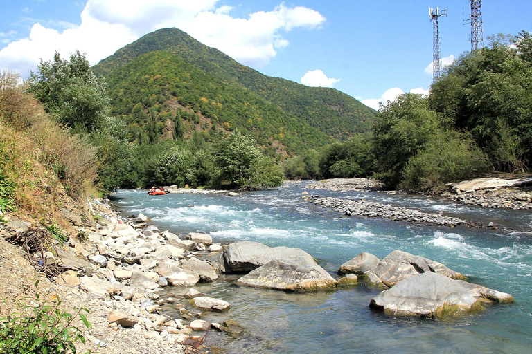 Tbilisi: Kazbegi Day Tour with Honey Tasting & Monasteries