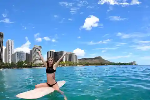 Oahu: Waikiki Beginner 90-Minute Private Surf Lesson