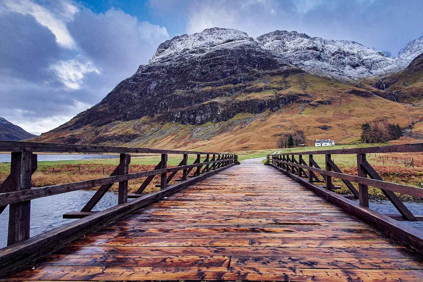 From Edinburgh: The Kelpies, Glencoe & Loch Lomond Day Tour